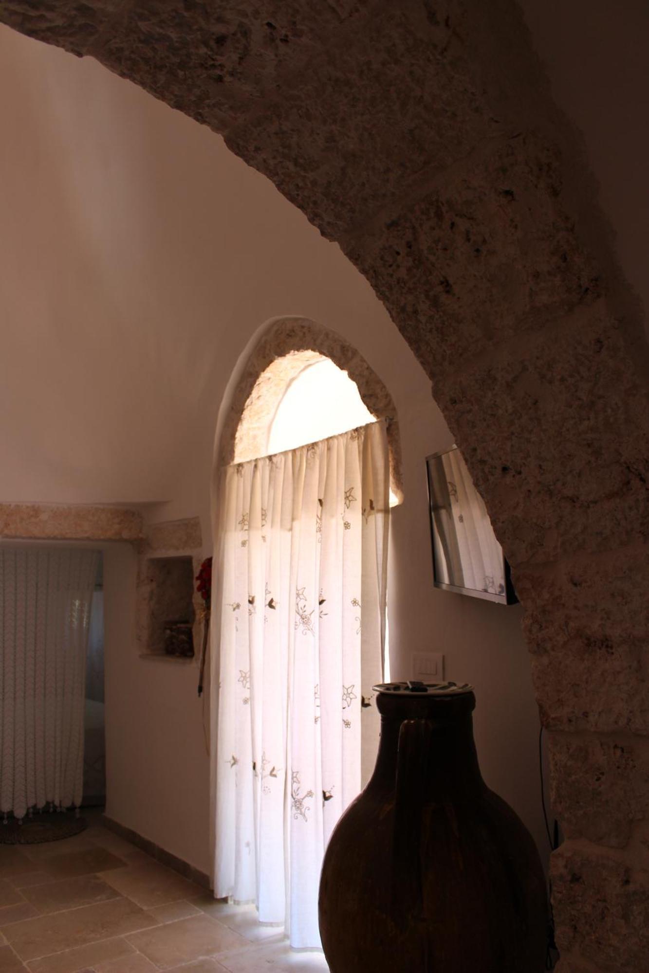 Trullo Il Melograno Guest House Ostuni Exterior foto